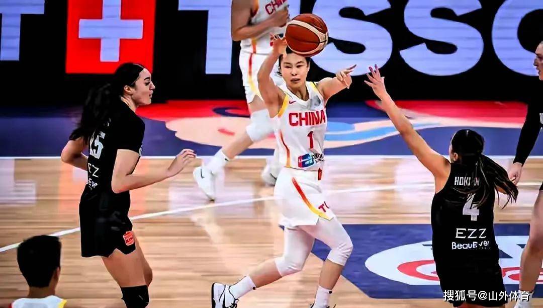 板球季后赛上演强强对话，江南貔貅队翻盘西城灰熊队，战术调整见效；回归即成焦点的简单介绍-爱游戏官网