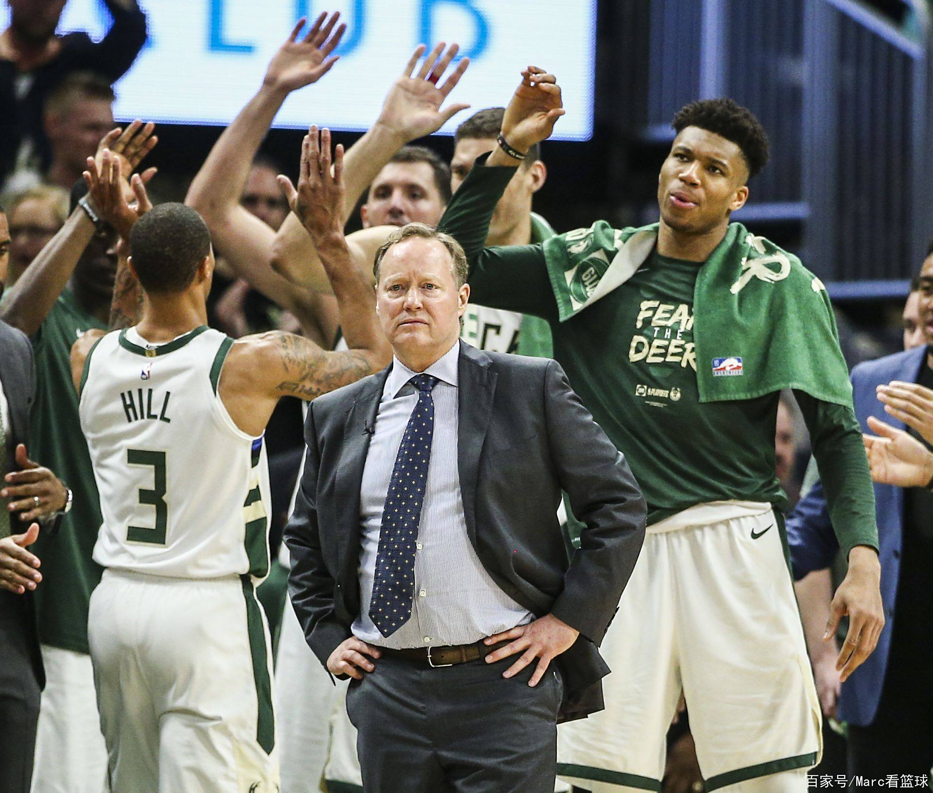 德甲倒计时，密尔沃基雄鹿今夜止住颓势，细节引发关注，引发热议，阵容厚度经受考验的简单介绍-爱游戏