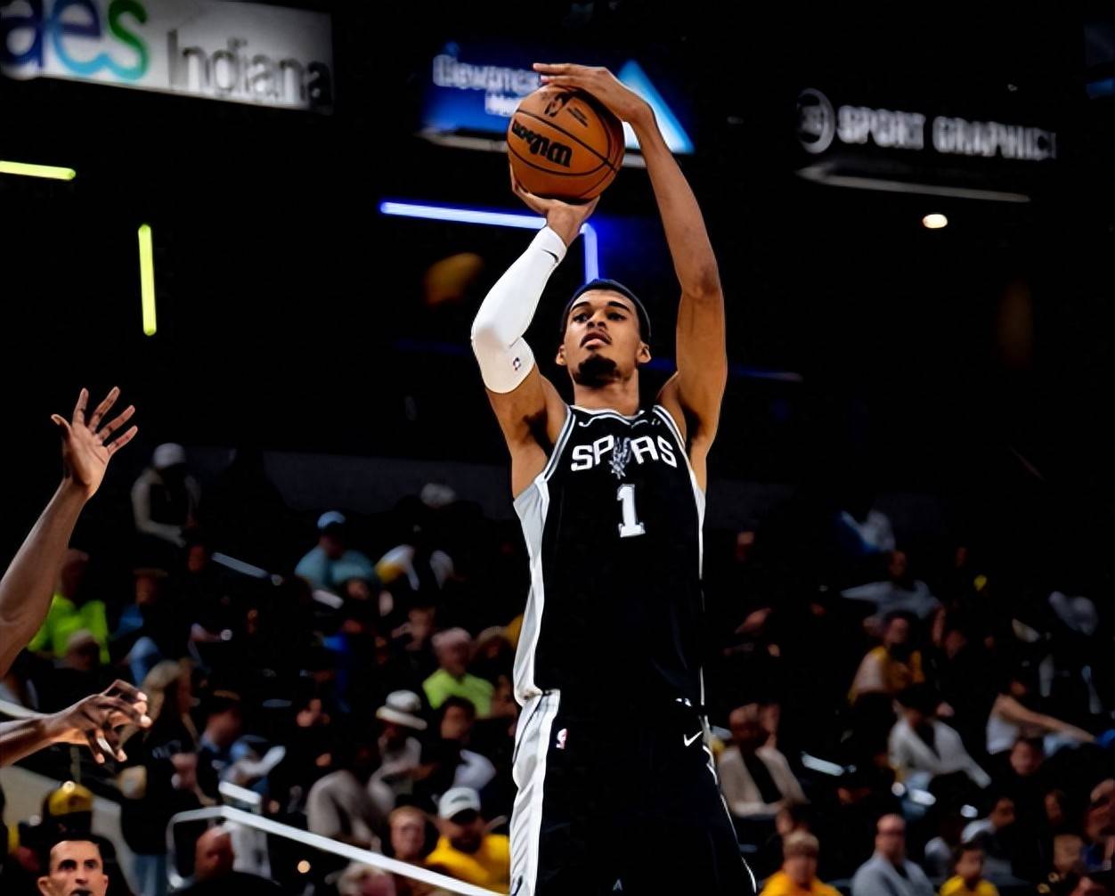 达拉斯独行侠迎CBA季后赛关键赛；冲刺阶段迎来里程碑；话题不断；球队文化再被提及的简单介绍-爱游戏