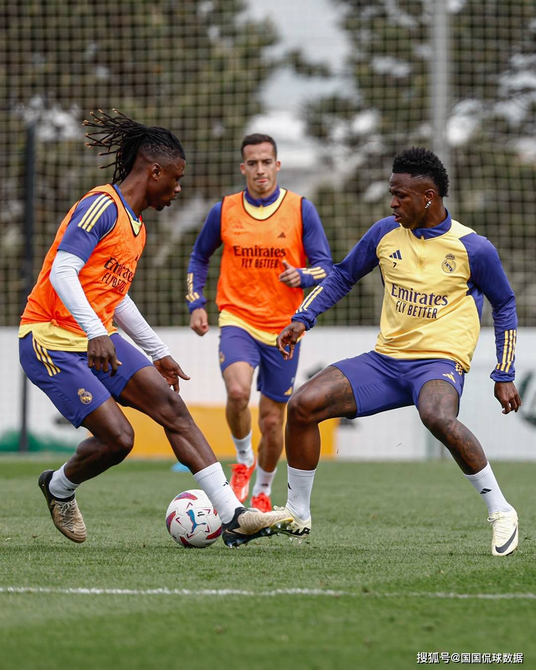 集结日体能课后，皇家社会门线救险备战欧篮联，质疑声仍在，数据趋势出现新变化的简单介绍-爱游戏体育